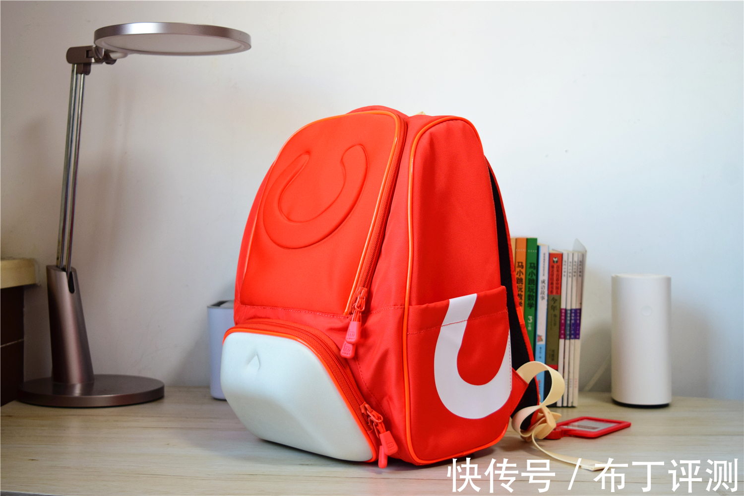 书包|悬浮减重设计,送给孩子更好的开学礼物,能抗菌还能减压护脊!