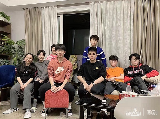 星群|辩场上闪耀星光!延安中学星群辩论队荣获“四海杯”辩论赛亚军和季军