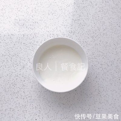 天使蛋糕|#蛋趣体验#绝对不腥的「天使蛋糕」详细教程