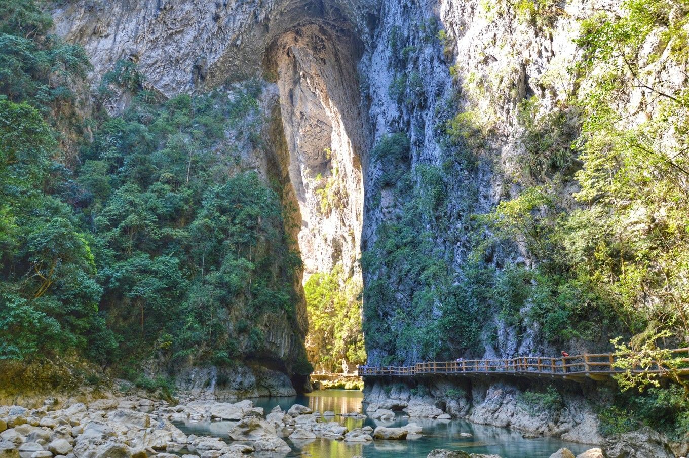 【带父母自驾5日】多彩贵州，醉美黔东南-镇远、西江、荔波自驾游