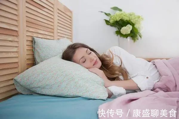 睡眠|身上有3个睡眠开关按一按，夜里沾枕就睡一觉到天亮