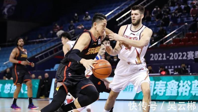 CB23投13中得34分13篮板!在内线予取予求,昔日CBA大杀器又回来了