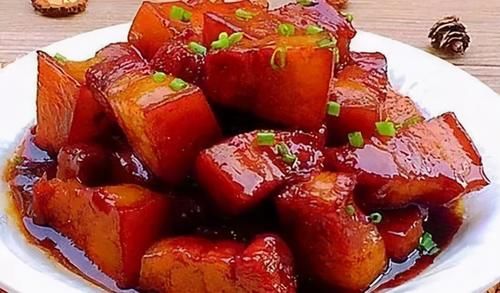  做法|红烧肉好吃有诀窍，教你做肉的正确做法与用料，红烧肉不好吃才怪