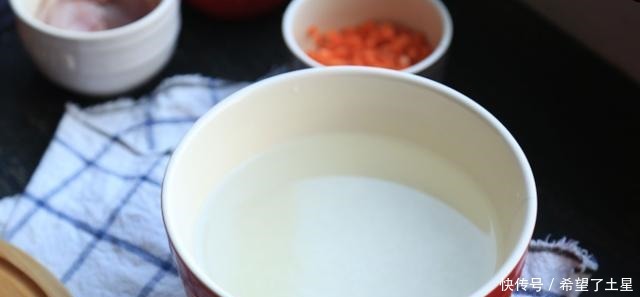 快过年了,学几道花式菜品,四喜福袋不仅好吃,营养丰富,寓意好