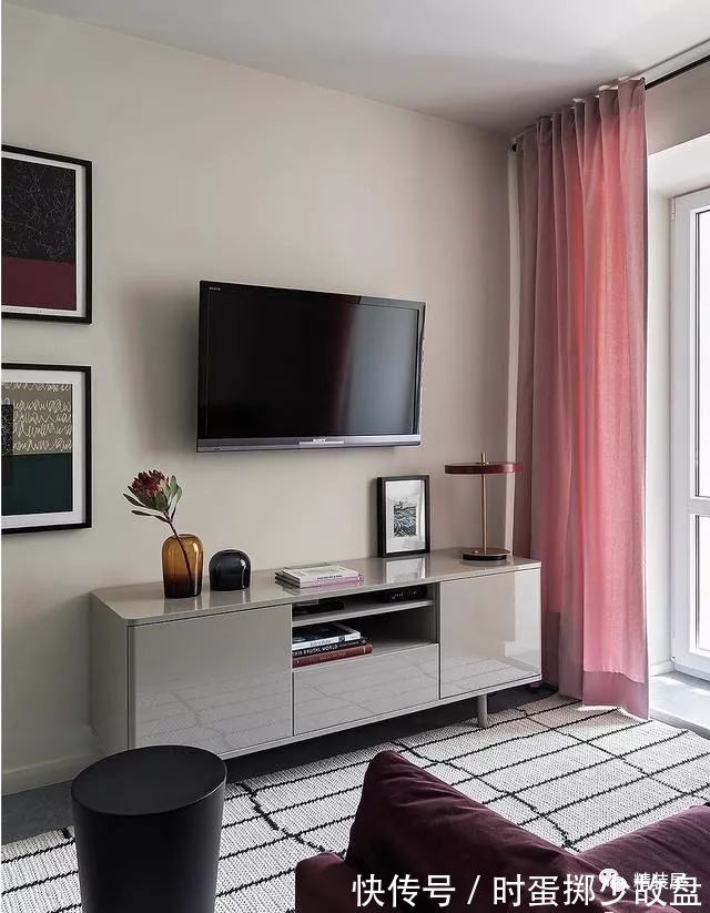 蜗居|53岁阿姨晒出35㎡的蜗居,配色让人赏心悦目,是很多人羡慕的样子