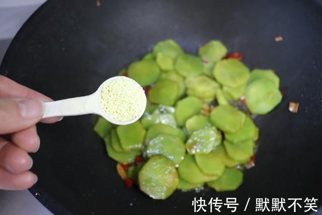 小米椒|它是“推粪机”,隔三差五吃一盘,口臭没了排出宿便,肠道变干净