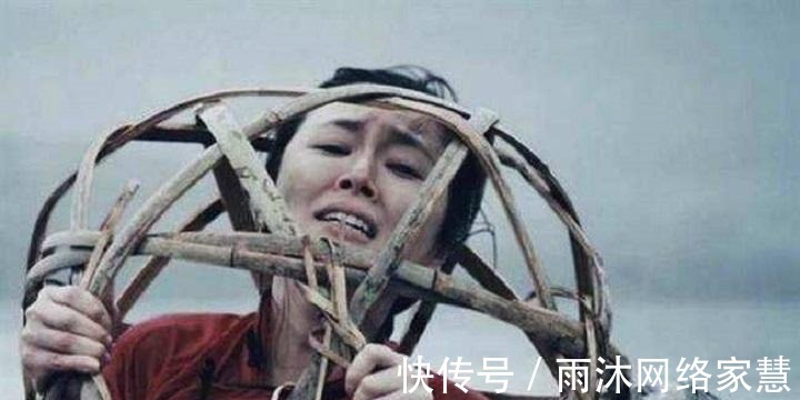 历史的进程|看起来平平无奇的“水刑”竟如此残忍, 已被国际立法废除!