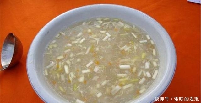 “地主”家的宴席——亲们都吃过这些菜么?