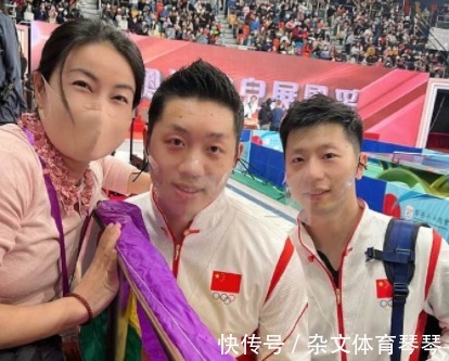上海交通大学|孙颖莎是上海交通大学学生!难怪王楠送莎莎三本书助她进一步提升