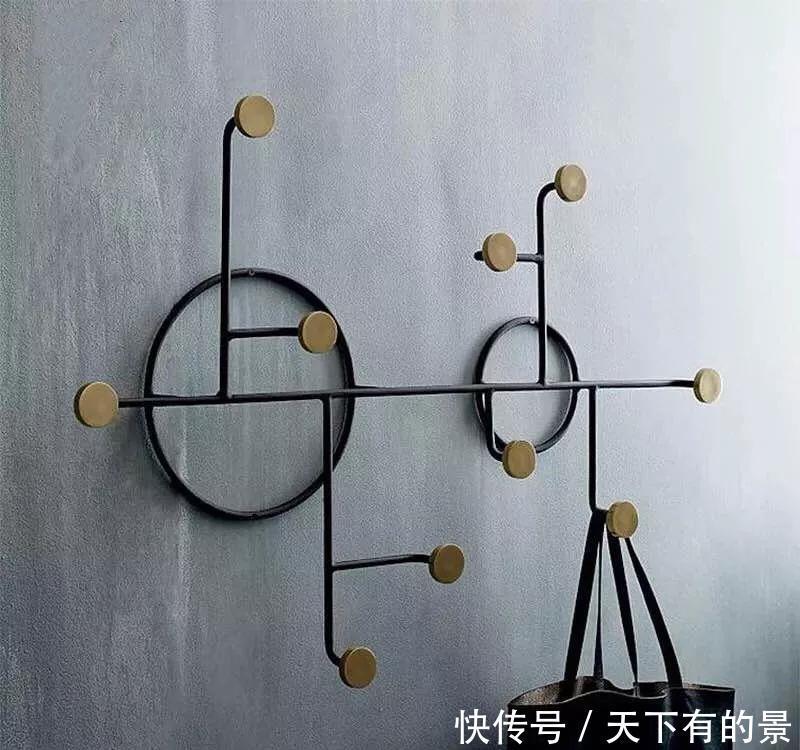 快学学|脱下来的衣服别再堆椅子上了，快学学收纳达人的这些做法，实用！