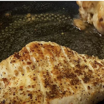 香煎鸡胸肉
