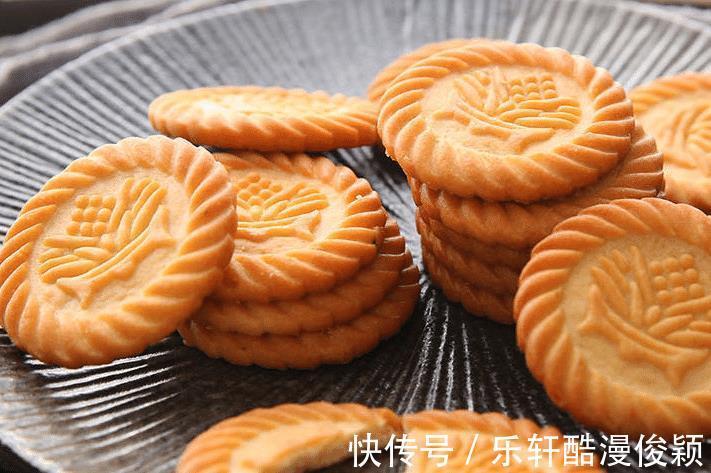 买饼干时，除了“奥利奥”，这5款“国产饼干”尝尝，解馋又便宜