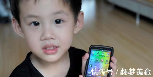 约法三章|不想让孩子沉迷手机?聪明家长学会“约法三章”,超级实用