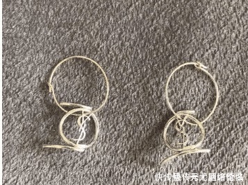 YSL女孩必备新技能,“口红管”秒变“耳环”,谁戴谁大牌