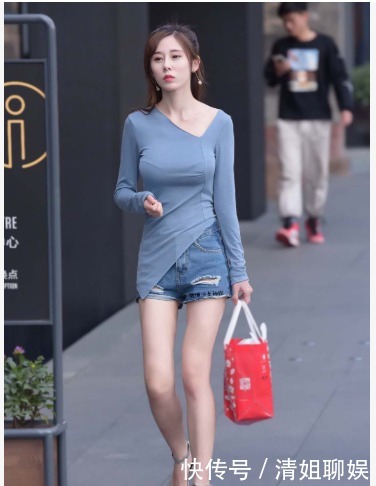 简约|斜边长袖T恤搭配牛仔短裤, 简约大气, 气质高雅