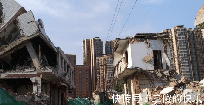 房价|拆迁已全面结束?已明确:3种房子或全拆重建,两种人会受益?