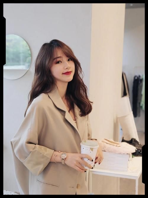 把米色穿对了，真的很优雅，充满了日系温柔风