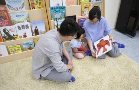 语言表达能力|清华校长建议:每天晚上对孩子说这4句话,长大后会更容易有出息