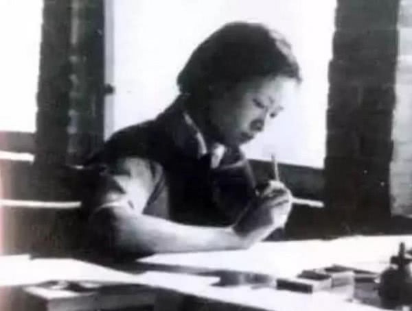 吕碧城|民国才子于她,无一人能入眼:女子自立自强,独身亦是幸福