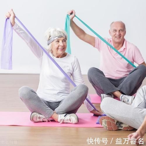 中青年人|65岁的老年人,血压多少算正常?血压高了怎么办?