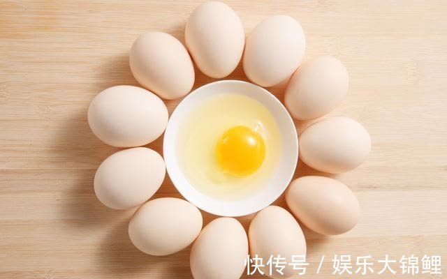 心脑血管疾病|吃鸡蛋对血压好不好？医生：不止鸡蛋，这4种食物或应少吃