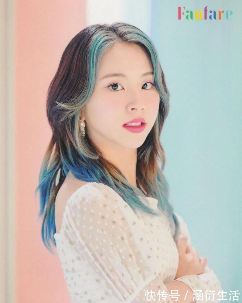 秃头|“爆顶染”赵小棠一夜吸赞十几万!丑哭亿万网友的秃头发型,怎么就火了?