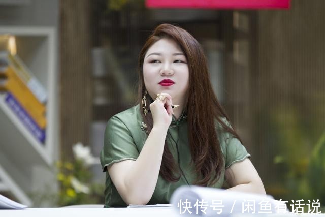 傅首尔|胖女人不适合穿旗袍?看杨天真就知道,150斤照样穿得优雅贵气