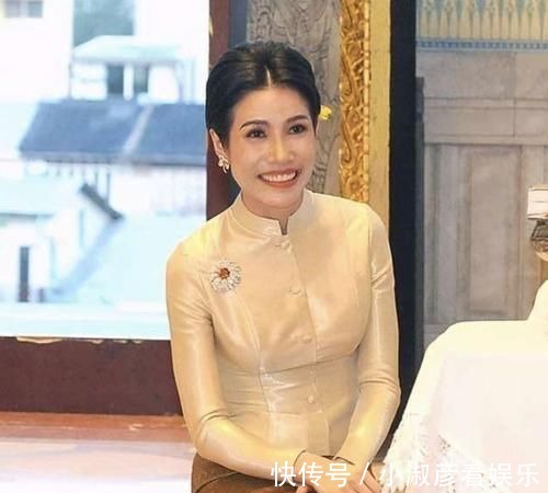 诗妮娜|从小护士到贵妃，玛哈宠妃诗妮娜的手段有多绝？