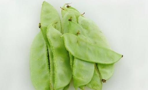 扁豆是一种比较常见的豆类蔬菜，它营养价值可是十分丰富的！