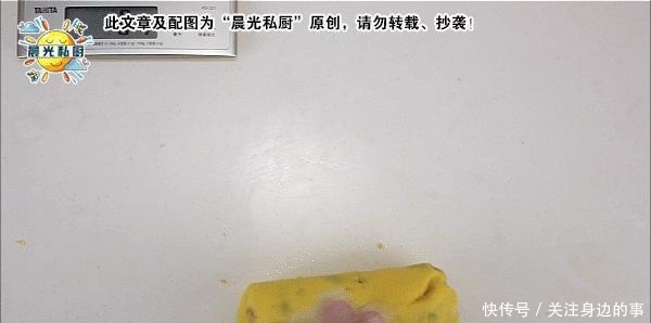 桃酥饼干,制作简单零失败,全程只需用手抓一抓,配料简单又多变