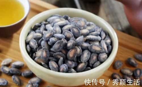 维生素c|女性到了中年常吃3种食物,降压减脂,清理肠胃,好吃不贵