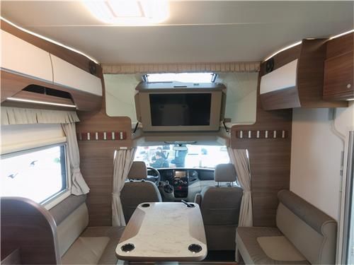 2020新款金冠格林卡诺E小额头房车,子母床