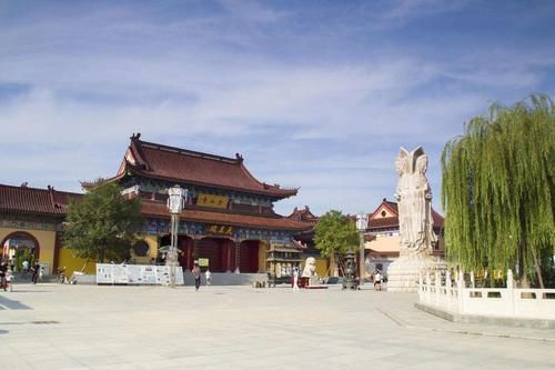 古刹|山东名气高的寺庙，由一寺一街一园三部分组成，属千年古刹