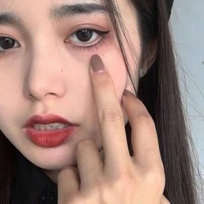 桃花运“超旺”的女孩子,脸上会有这“3特征”,难怪异性缘爆棚!