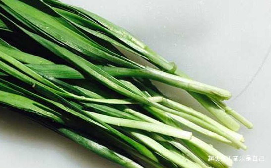 养肝护肝|女性到40岁，4种食物离不开，滋养皮肤，刮油甩脂，好吃又不贵