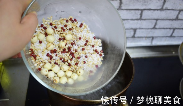 浸泡|不管煮啥豆子，不要直接煮，记住1个妙招，10分钟开花，更软烂