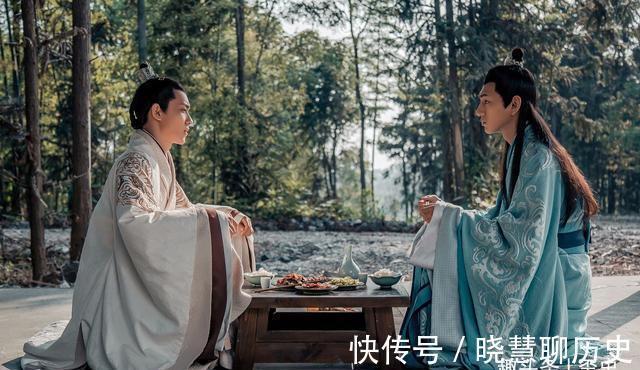 汉唐!红楼梦第三十八回,贾蓉为啥要说脏唐臭汉?既有炫耀又有辩解!