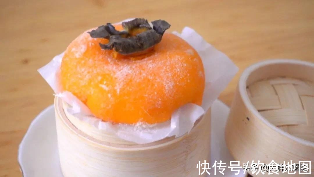 第一眼以为是个柿子，一勺下去，馋哭