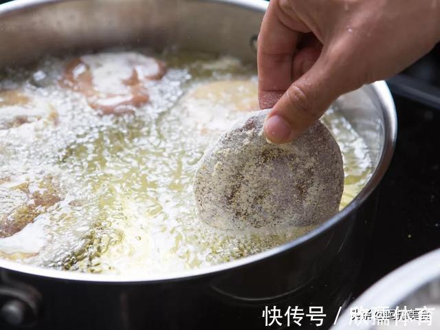 多汁|新奥尔良风味的炸香菇三明治，香脆多汁的玉米香菇，非常好吃