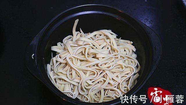 家常菜|家里人吃不腻的家常菜,一年四季都离不开,每回都光盘