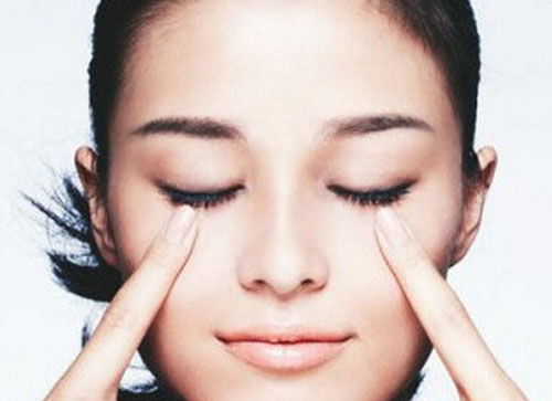 怎么去眼袋简单方法有哪些？