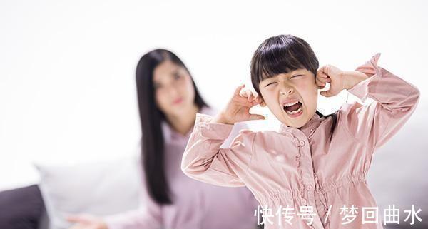 视力|“妈妈,我想看电视”,三位妈妈的不同回应,影响孩子的人生走向