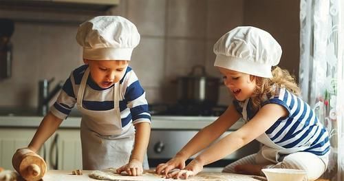 女人过了40岁,尽量避开这5种发型,尤其是第二种,显老又土气