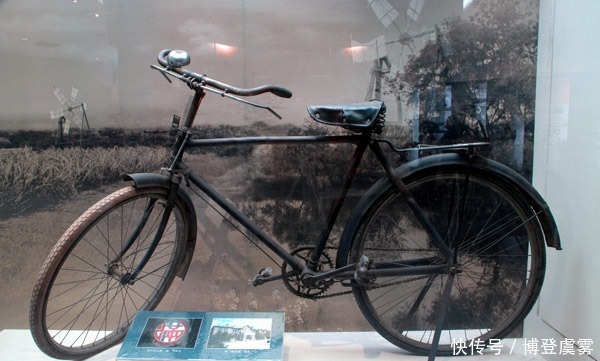 提出|日本老兵到中国旅游,在纪念馆见到自己当年的装备,当场提出要求