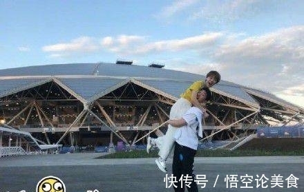 罕曬|劉翔38歲生日罕曬夫妻合照 與吳莎上演甜蜜鎖喉殺