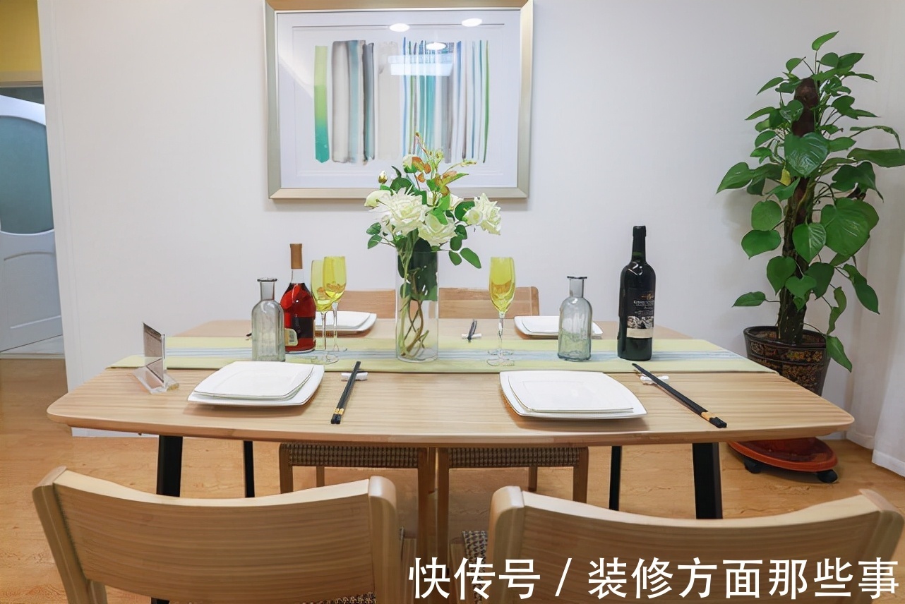 卧室|83平现代欧式二居室,清新的绿色与天然的木色相得益彰