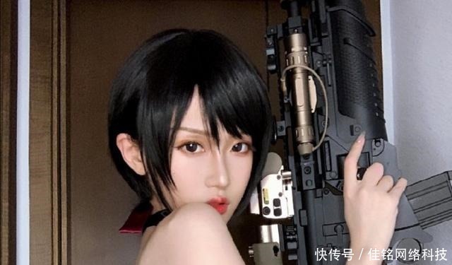 还原|腐团儿cos“生化危机”火了,拿枪姿势神还原,细节百分百还原