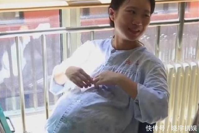 终止妊娠|怀上3胞胎后，孕妈肚子大得像要被撑爆一样，医生建议终止妊娠