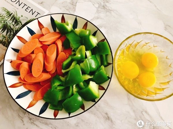 五分钟零失败！超好吃家常青椒火腿炒鸡蛋