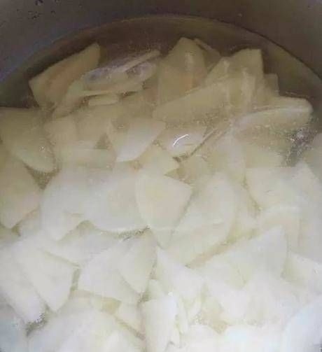 天然泻药|“天然泻药”被发现,隔三差五吃一次,排出体内毒素油脂!